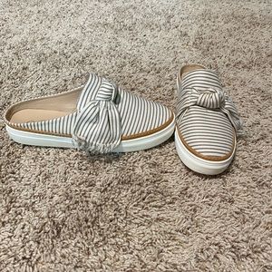 CCOCCI Slip ons